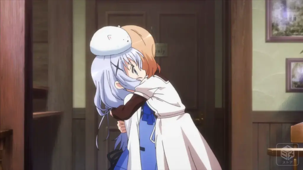 ご注文はうさぎですか？ 001羽　ココアがチノに抱き付く